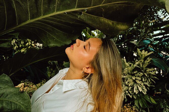 Photo Shoot in Chicago’s Urban Jungle Garden - Using the Plants for Variety Without Overthinking