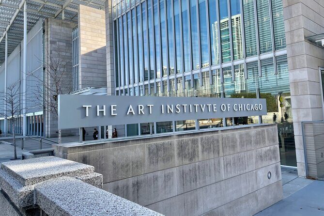 Private Art Institute of Chicago Skip-the-Line Guided Tour - Group size: small enough for questions, private enough for pace