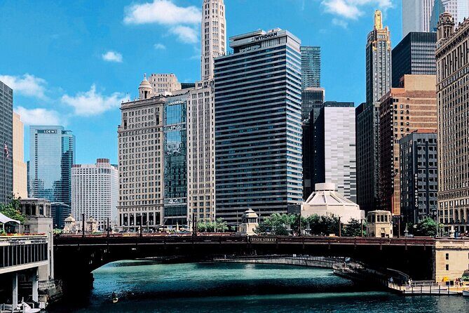 Private Chicago Guided Tour with Hotel Pickup - First-Class Convenience: Hotel Pickup and a Private 4-Hour Flow
