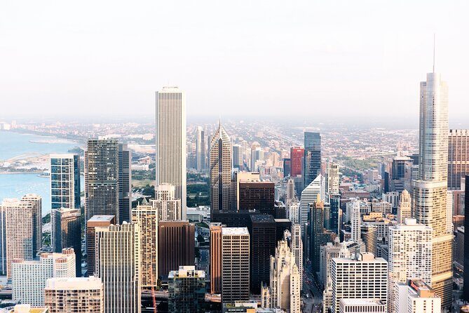Private Chicago Guided Tour with Hotel Pickup - Stop 1: Richard J. Daley Center and Daley Plaza’s Picasso View