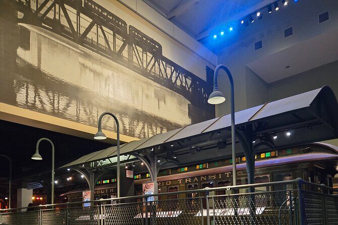 Private Chicago History Museum Tour - Abraham Lincoln artifacts, vintage fashion, and photo-heavy history