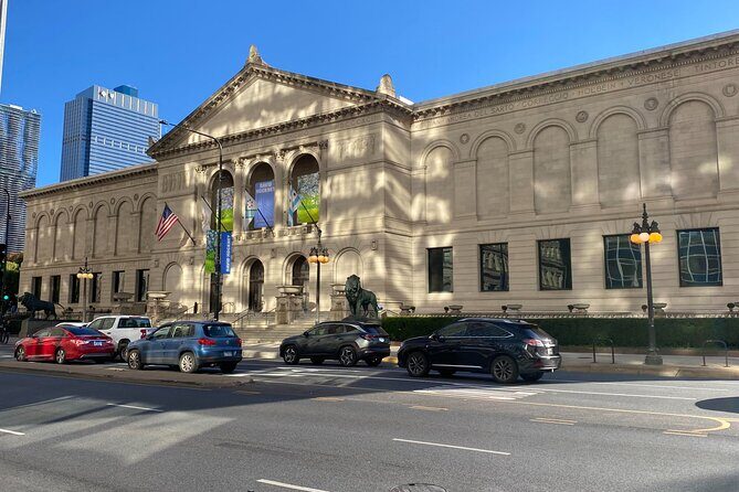 Private Downtown Chicago TV and Movie Sites Guided Walking Tour - The Dark Knight and Harvey Dent’s office: architecture tied to plot