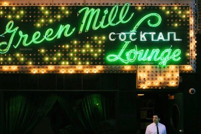 Private Speakeasy Pub Crawl in Chicago with Local Historian - Secret entrances and skip-the-line access