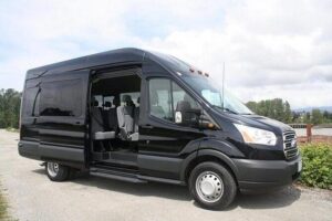 Round Trip Private Transfer ORD Airport to Chicago City Oak Brook - How Pickup Works: Voucher, ID, and When You Get the Details