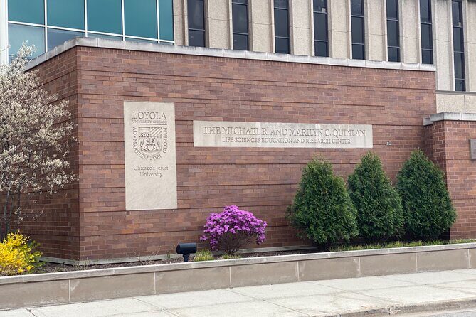 Small-Group Tour of Chicago Neighborhoods: North and South Side - Price and Value: Paying for Access to Context