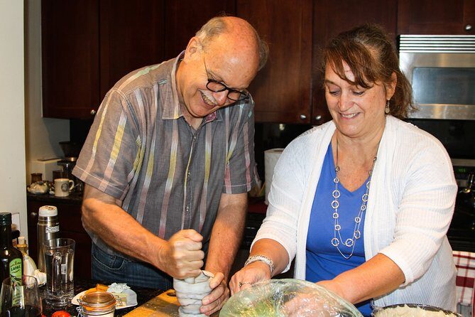Traveling Spoon Chicago-Style Deep Dish Pizza Private Online Cooking Class - What You Truly Get for $59 (and Why It Can Be Great Value)