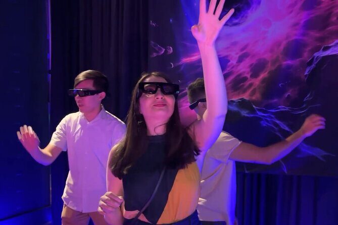 Verse Immersive Holographic Theater in Chicago - Verse Immersive in Chicago: What the AR Theater Feels Like