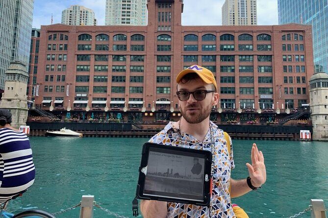 Walkin' with Colin: Chicago History-Mystery-Comedy-Tragedy Tour - Marquette Building and the Rookery: Chicago’s Old-School Power