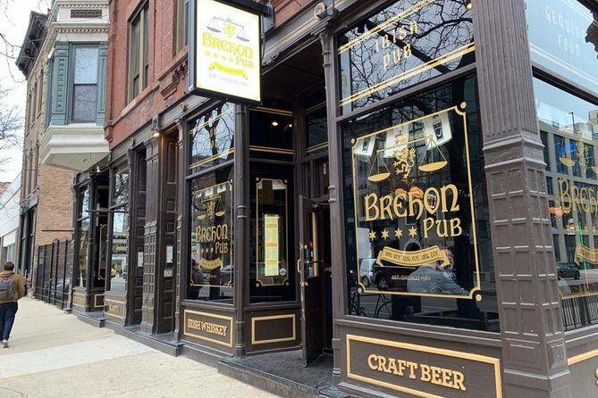 Walking Tour: Historic Chicago Pubs in River North and the Loop - From the Marquette Building to Monk’s: How this pub walk flows
