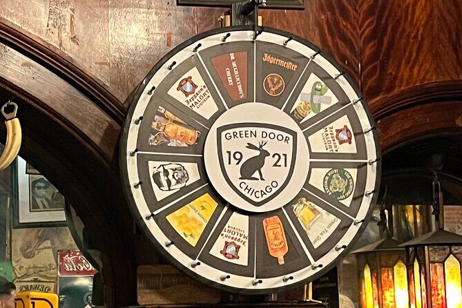 Walking Tour: Historic Chicago Pubs in River North and the Loop - The Green Door Tavern: A famous pub with a well-hidden speakeasy vibe