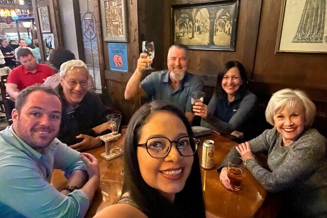 Walking Tour: Historic Chicago Pubs in River North and the Loop - Monk’s Pub to close: German and Old English antiques, plus a final drink